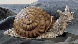 PORCOSPINI SU PALLA IN RESINA